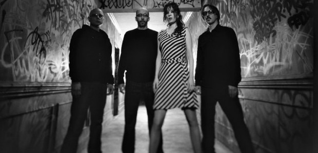 Garbage Are Back, Tease Facebook Garbage Are Back, Tease Facebook